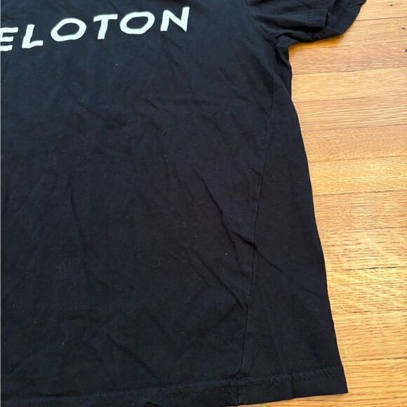 Peloton black short sleeve tee - Picture 7 of 7
